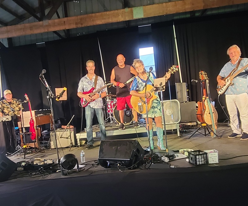 2026 Roxy Rollers band photo